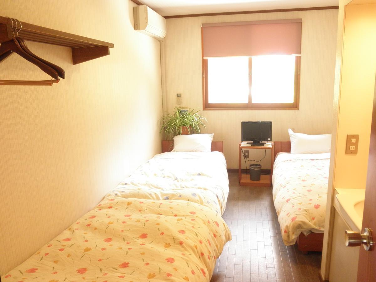 Pension Lausanne Fujikawaguchiko Extérieur photo